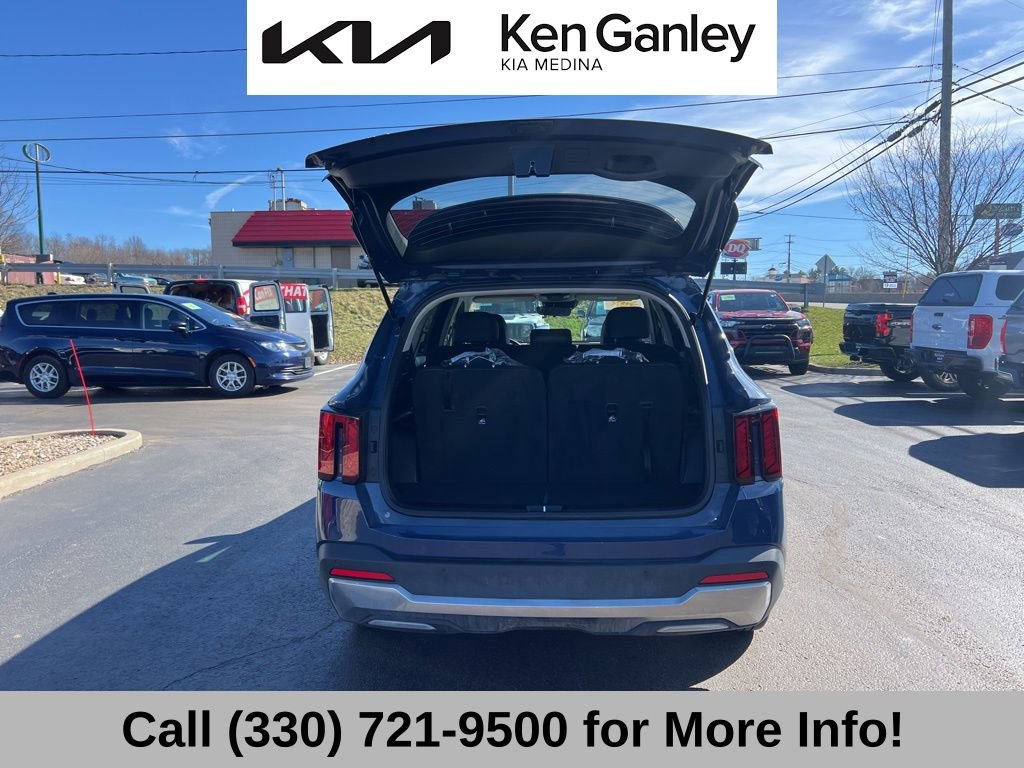 Certified 2025 Kia Sorento S image 51