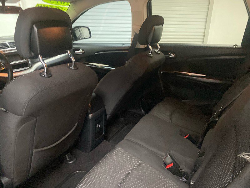 Used 2015 Dodge Journey SXT w/ Flexible Seating Group image 11