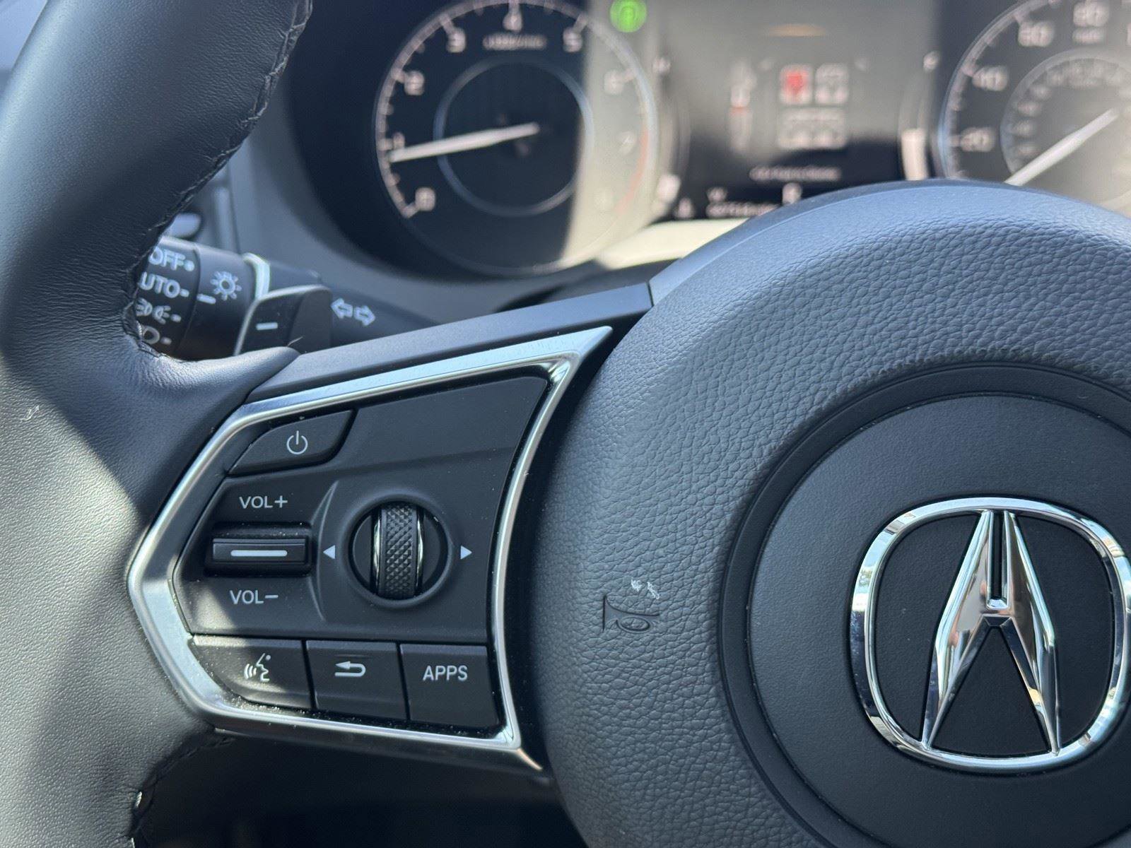 Used 2024 Acura RDX SH-AWD w/ Technology Package image 17