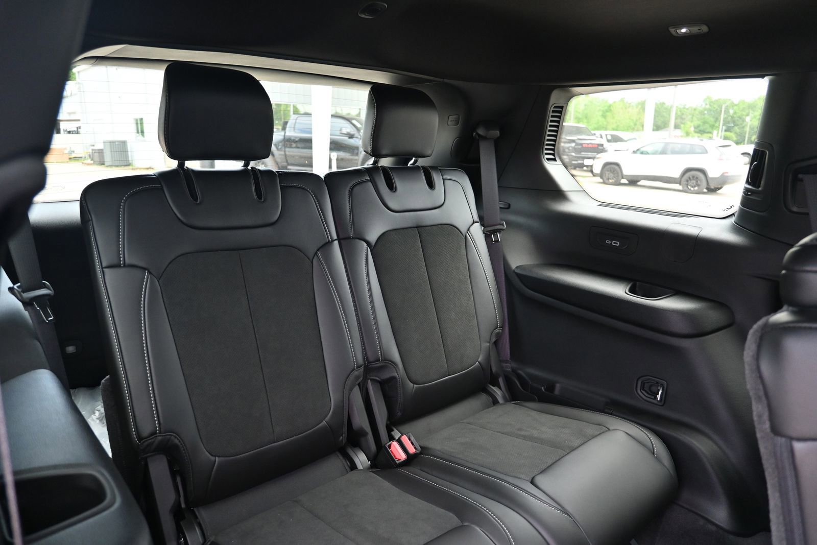 New 2026 Jeep Grand Cherokee L 2WD image 29