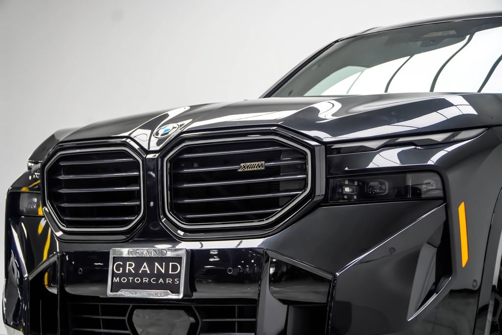 Used 2023 BMW XM AWD/4WD image 2