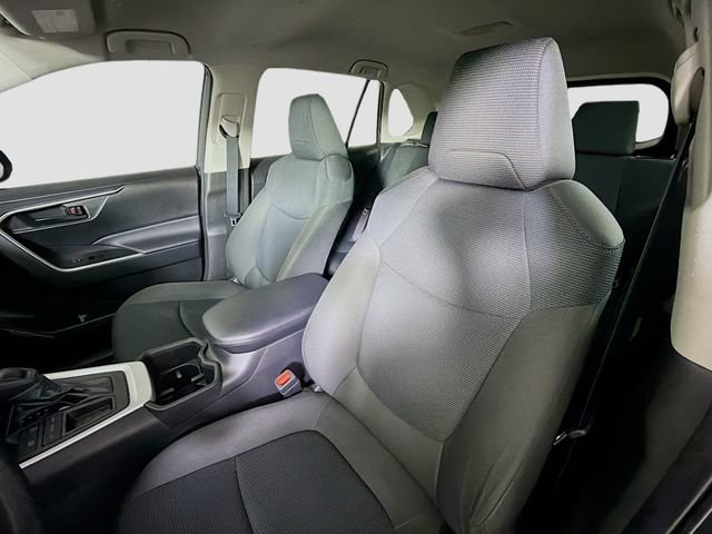 Used 2023 Toyota RAV4 LE FWD image 11