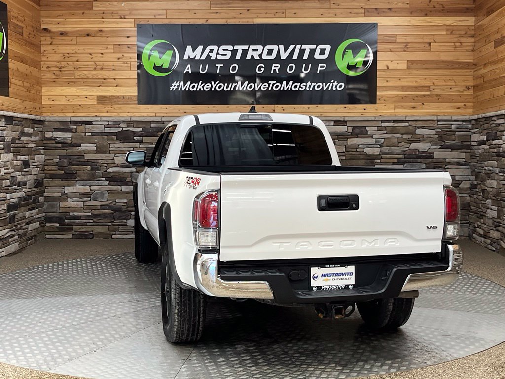 Used 2023 Toyota Tacoma TRD Off-Road AWD/4WD image 27