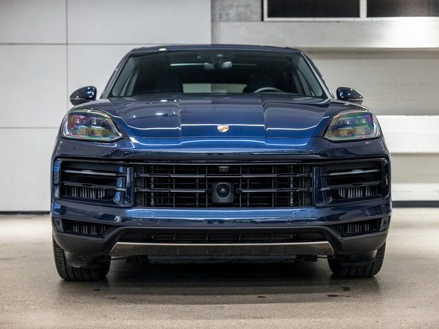 Certified 2025 Porsche Cayenne S AWD/4WD image 11
