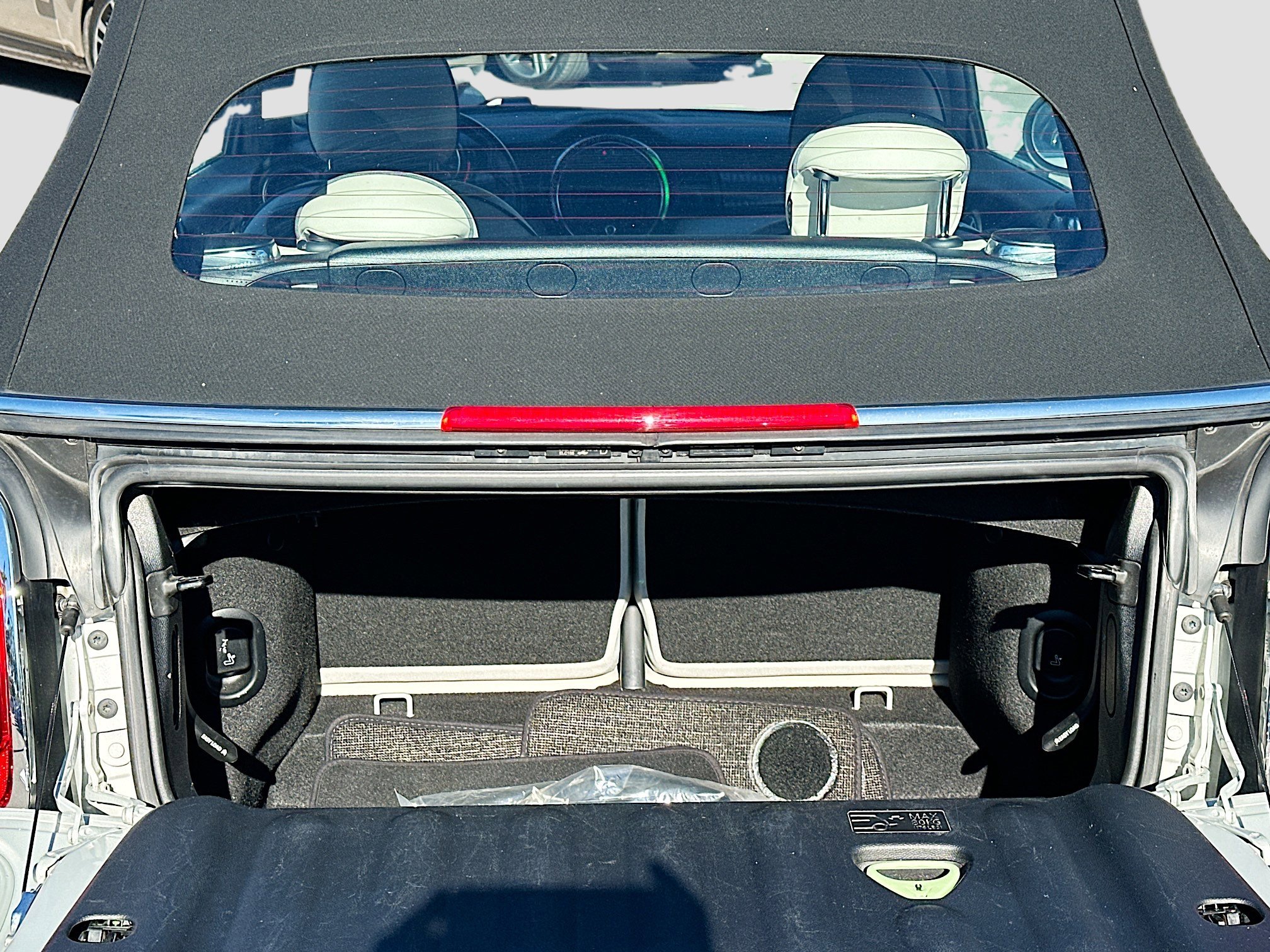 Used 2019 MINI Cooper S w/ Signature Upholstery Package image 24