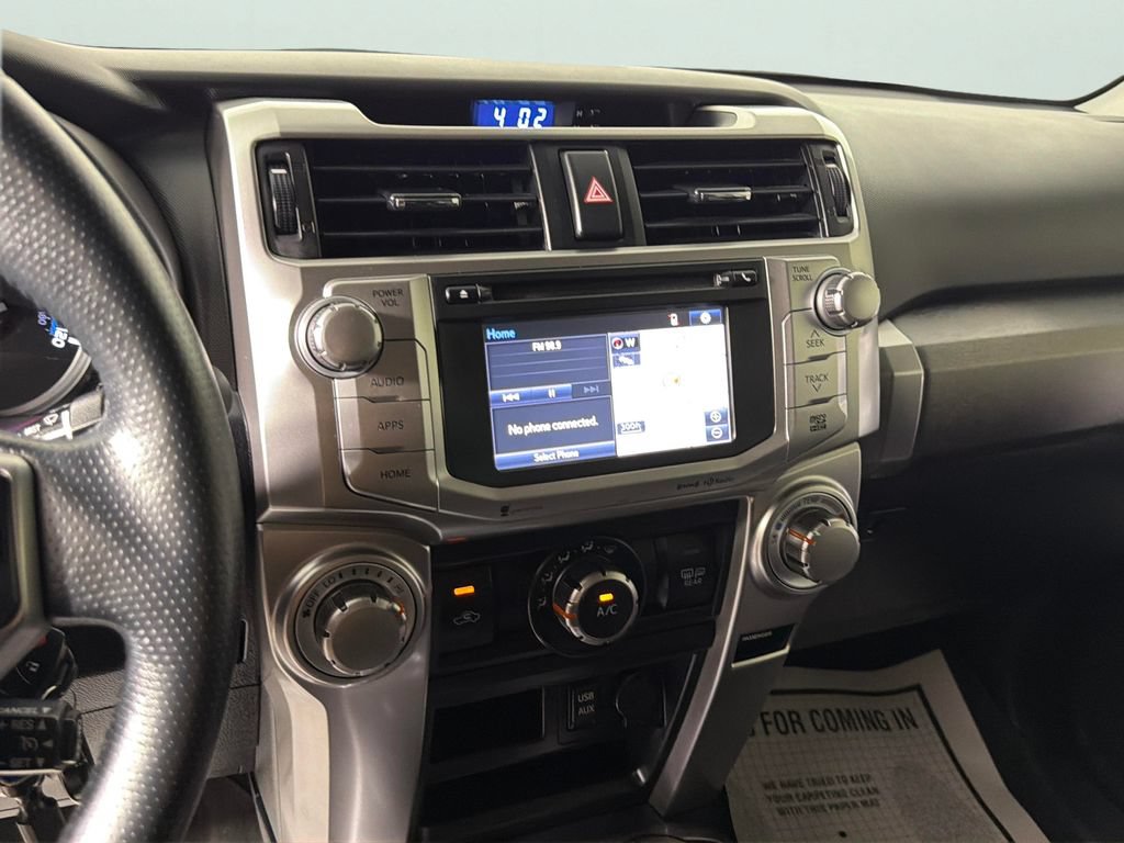 Used 2019 Toyota 4Runner SR5 AWD/4WD image 21