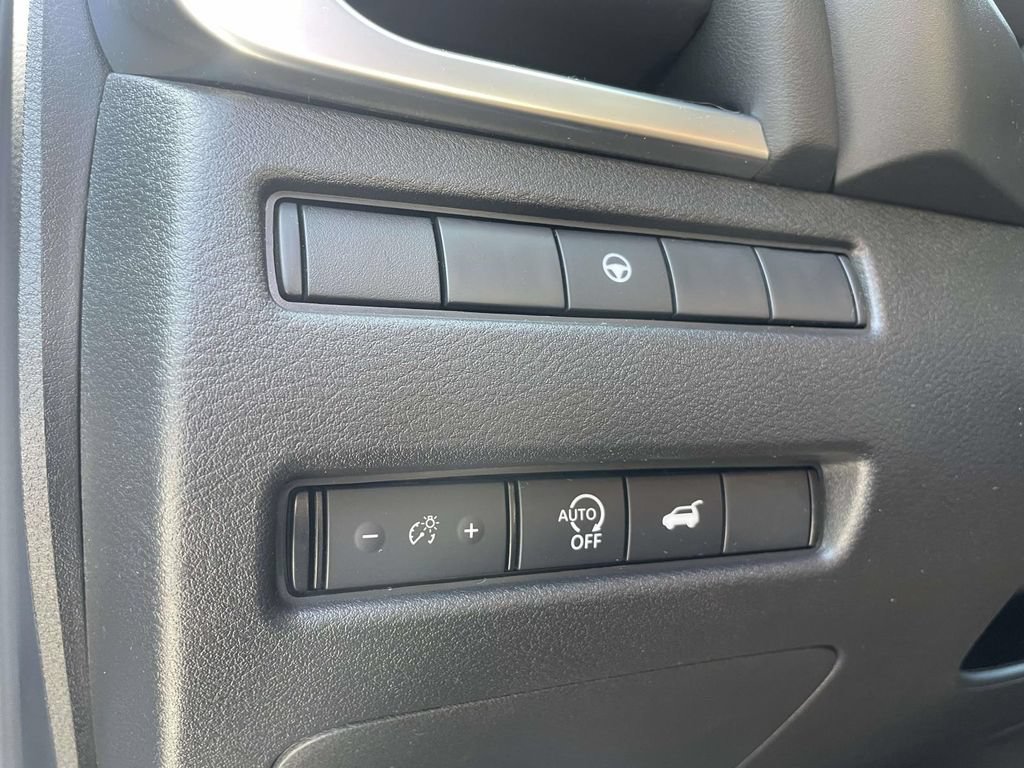 Used 2025 Nissan Rogue SV w/ Rock Creek Premium Package AWD/4WD image 28