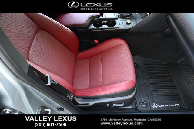 Used 2024 Lexus IS 300 w/ Premium Package RWD image 20
