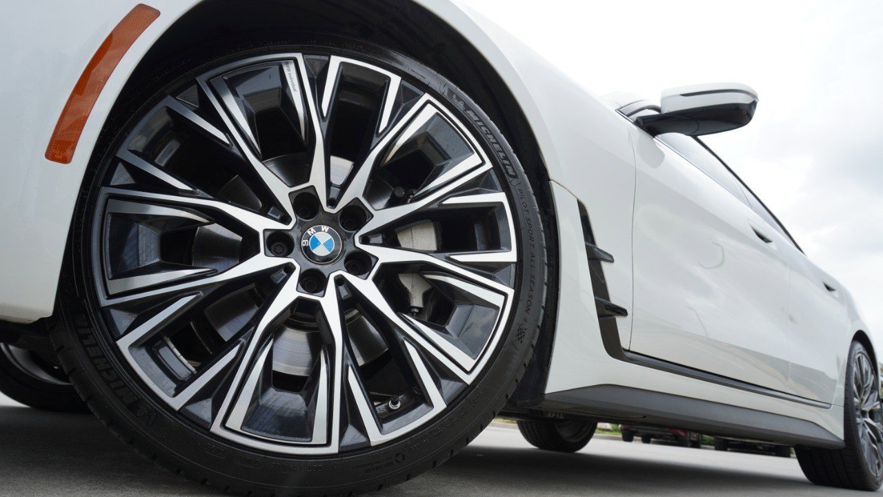 Used 2022 BMW 430i Gran Coupe w/ M Sport Package image 11