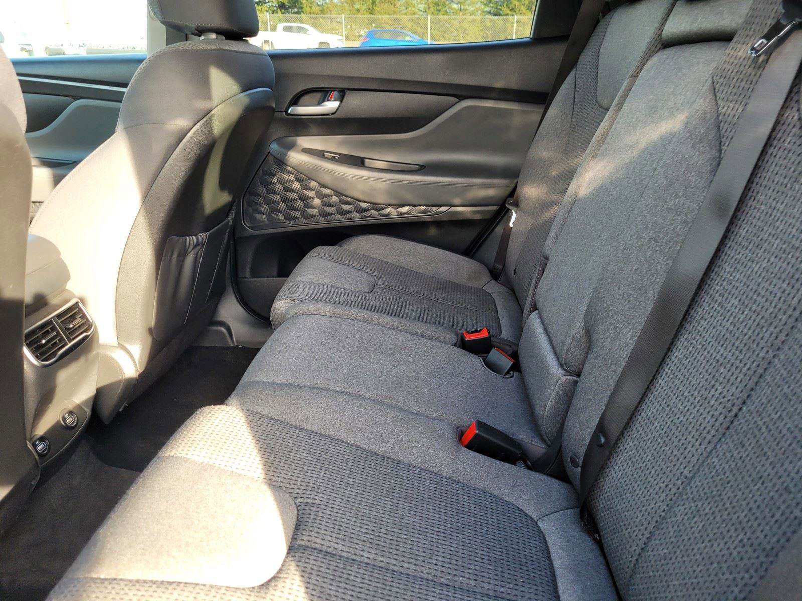 Used 2023 Hyundai Santa Fe SEL image 19