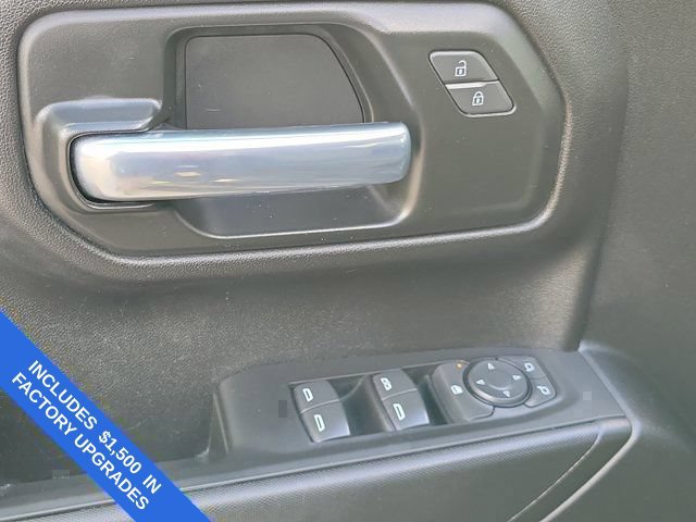 Used 2025 Chevrolet Silverado 1500 Custom RWD image 24