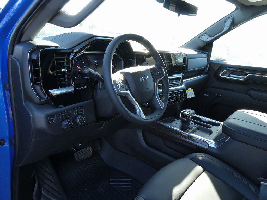 New 2026 Chevrolet Silverado 1500 RST w/ RST All Star Premium Package image 18