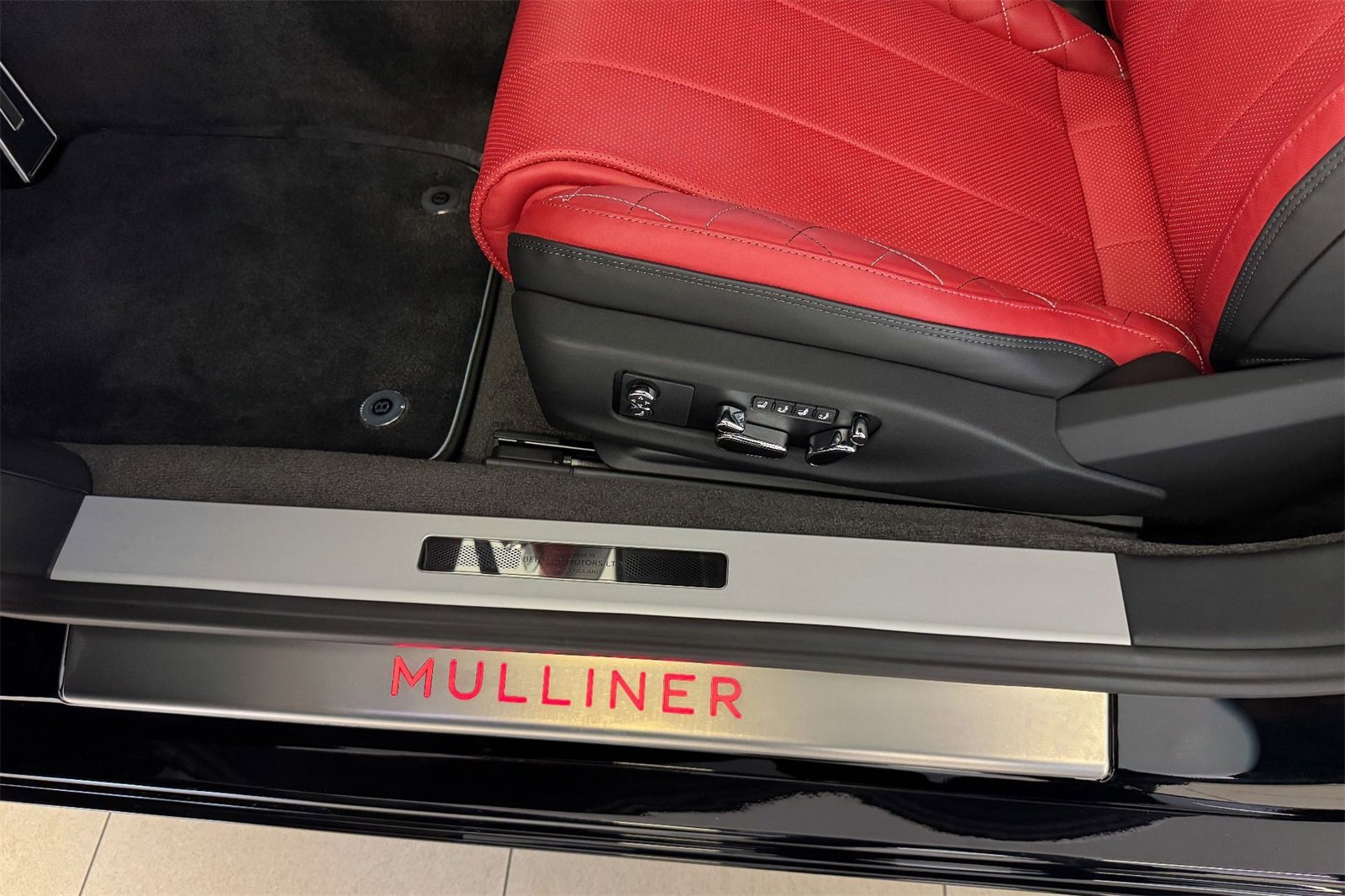 Used 2024 Bentley Continental GT Mulliner image 8