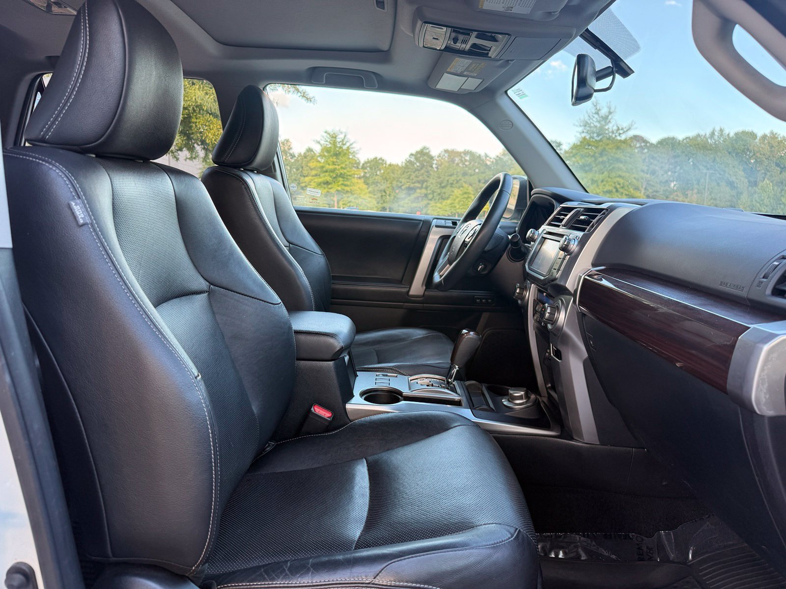 Used 2019 Toyota 4Runner Limited AWD/4WD image 35