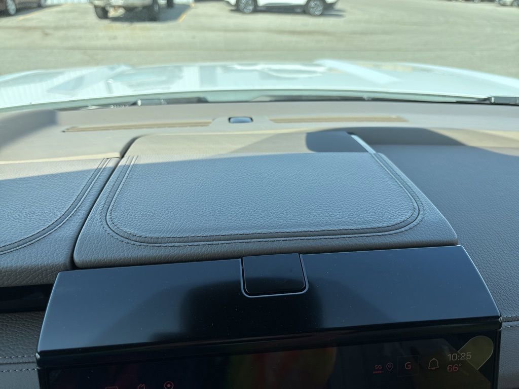 New 2026 GMC Yukon Denali image 39