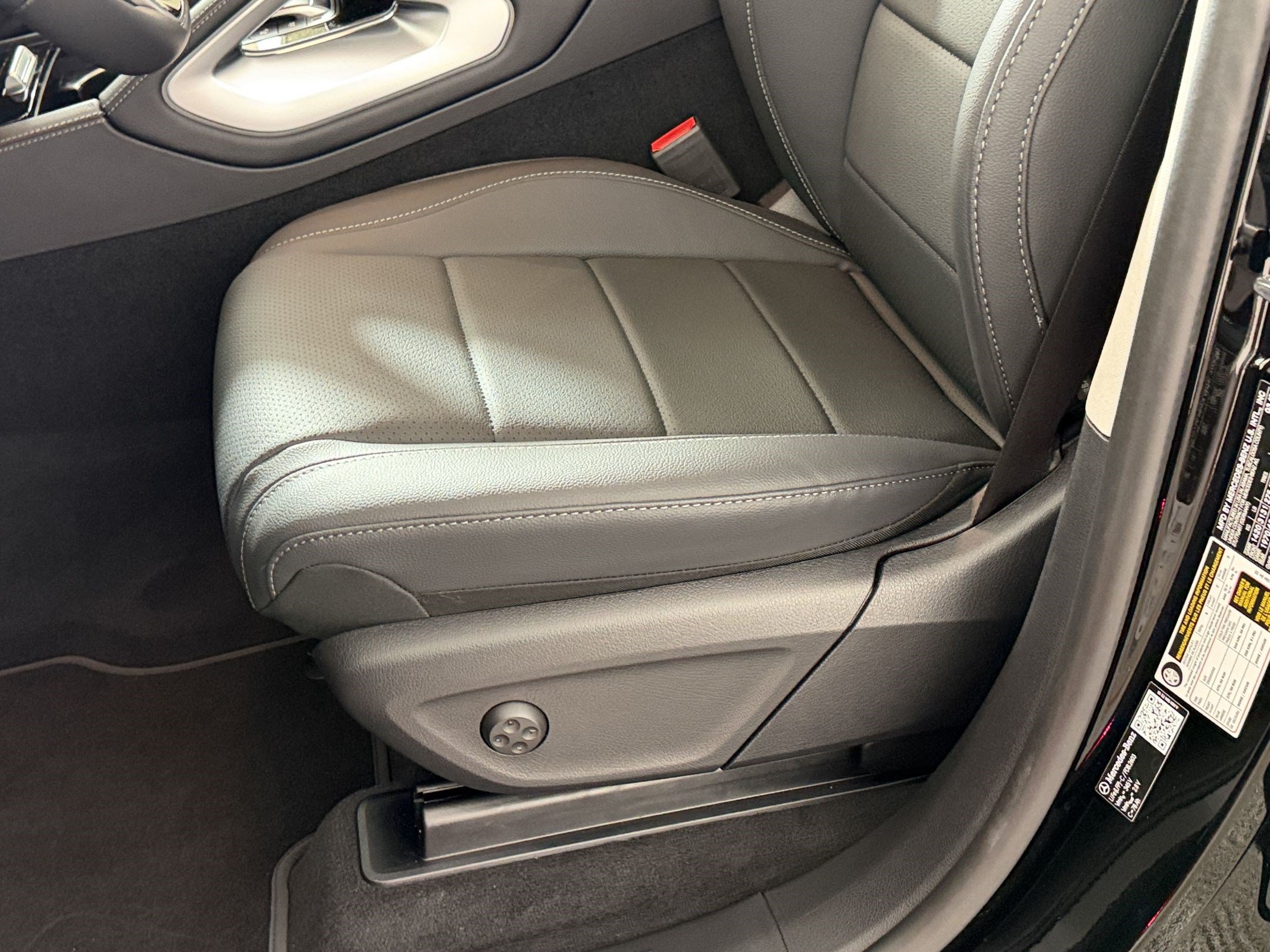 New 2026 Mercedes-Benz GLE 450e 4MATIC image 15