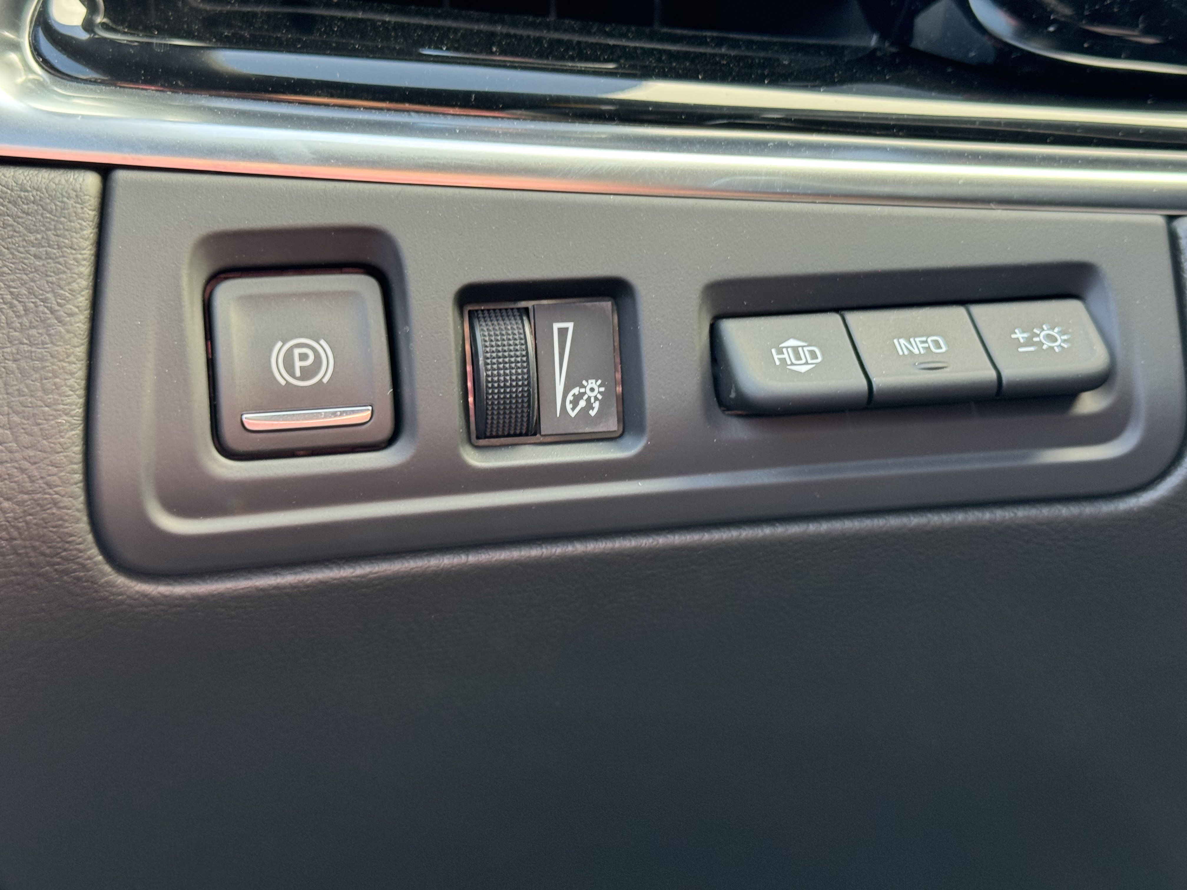 New 2025 Cadillac XT6 Sport w/ Technology Package image 31