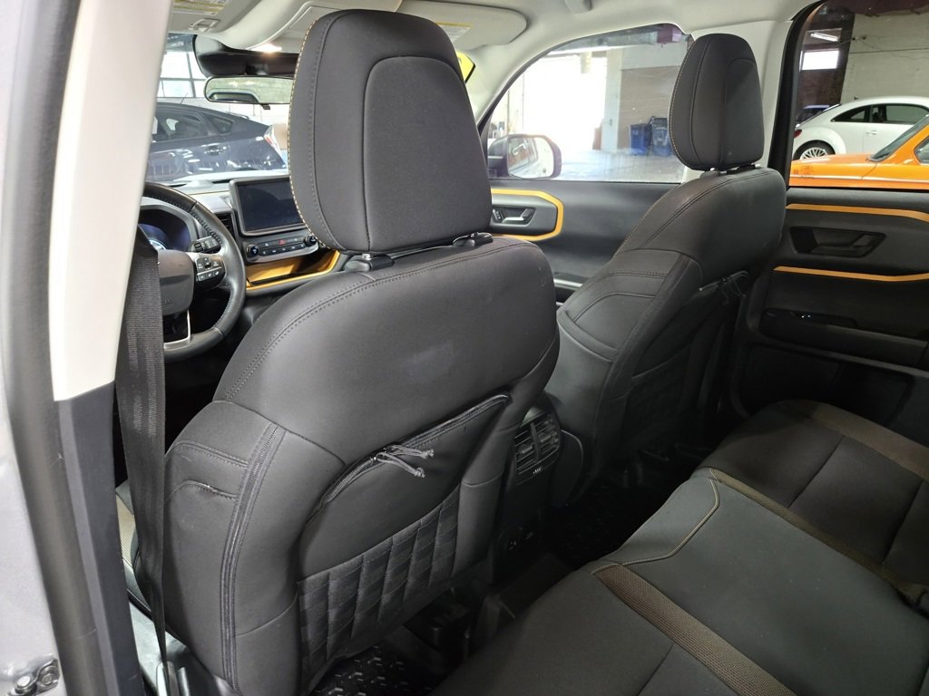 Used 2023 Ford Bronco Sport Badlands image 36