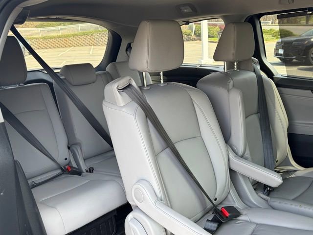 Used 2023 Honda Odyssey Touring image 34