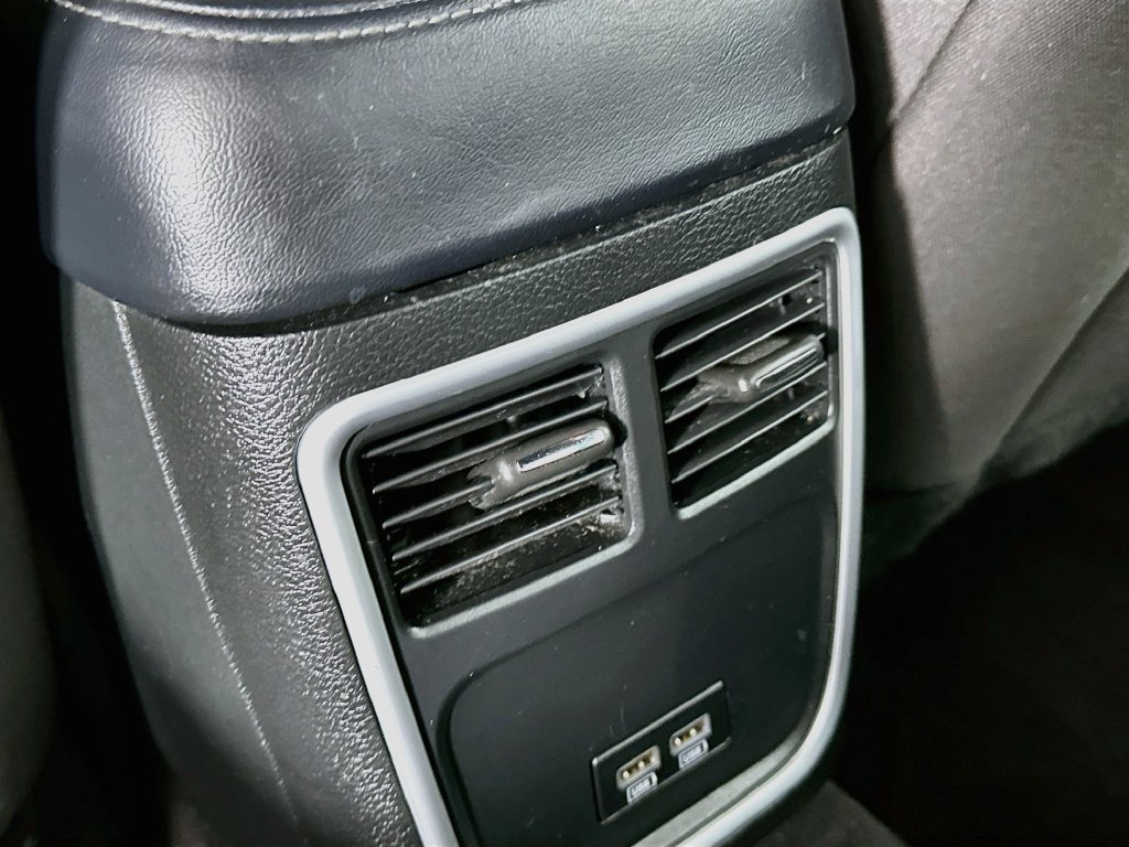 Certified 2023 Dodge Charger SXT AWD/4WD image 37
