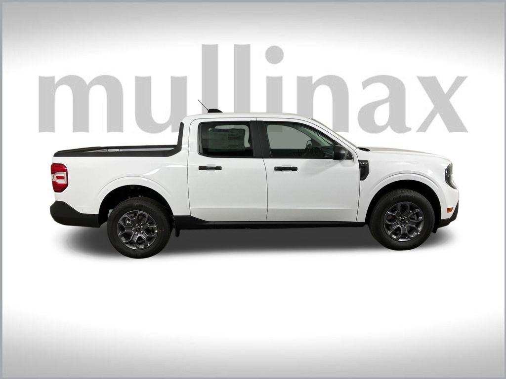 New 2025 Ford Maverick XLT image 2