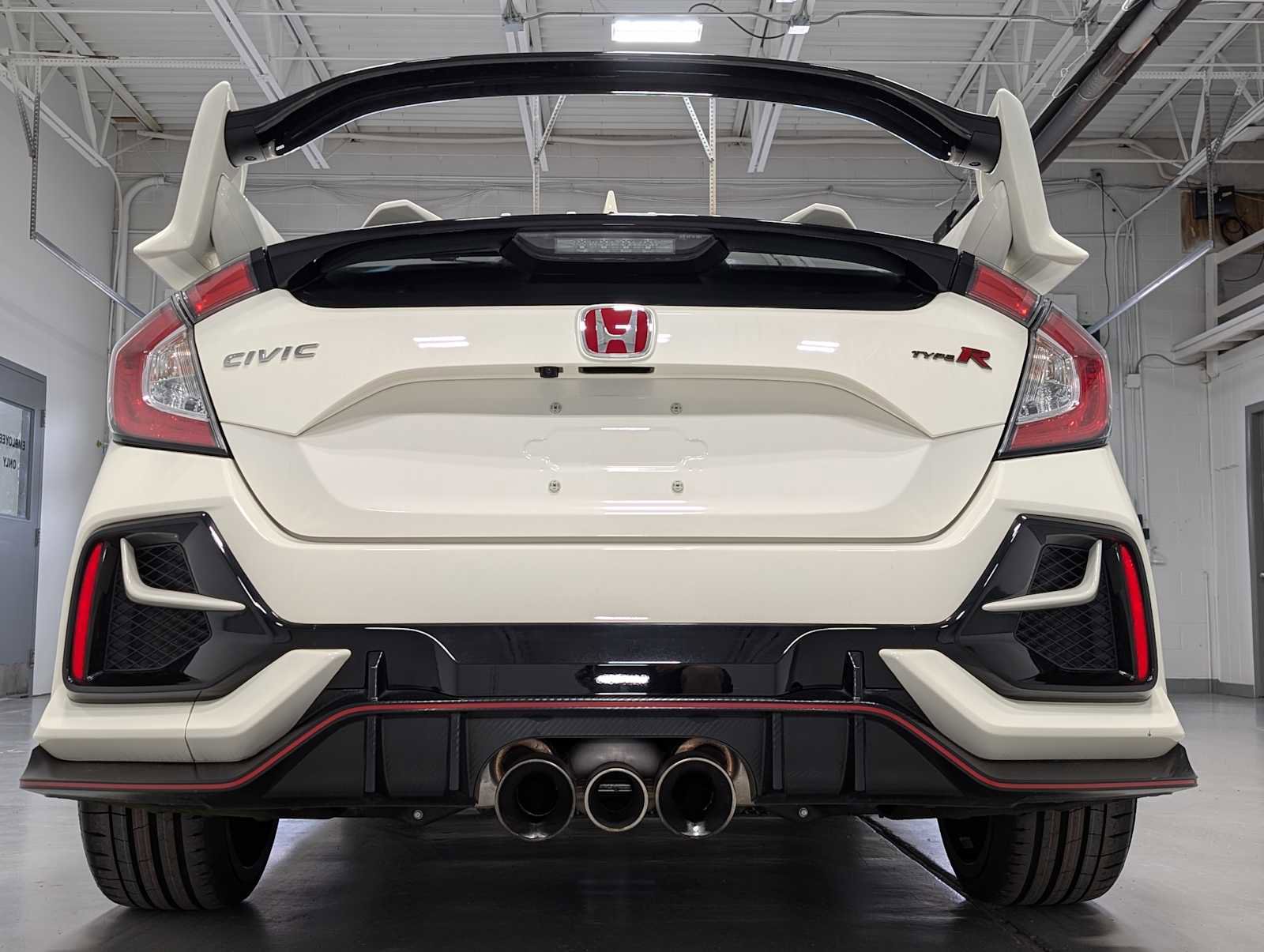 Used 2021 Honda Civic Type R image 10