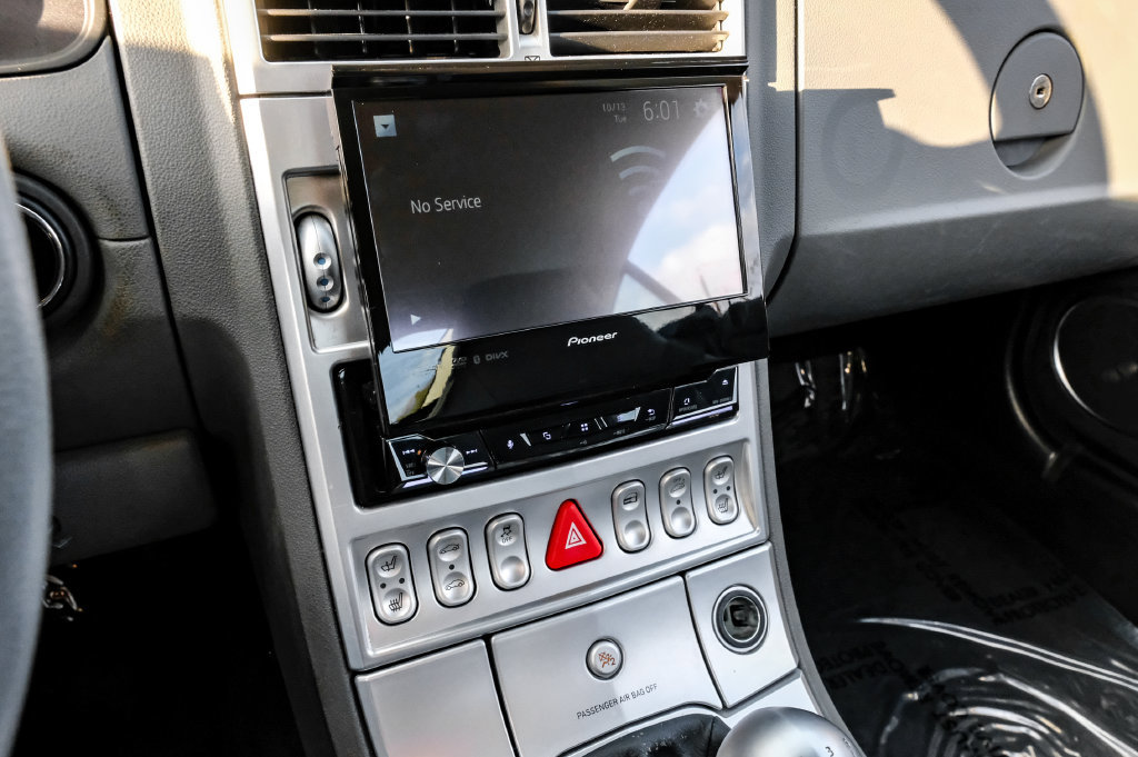Used 2006 Chrysler Crossfire Limited RWD image 23