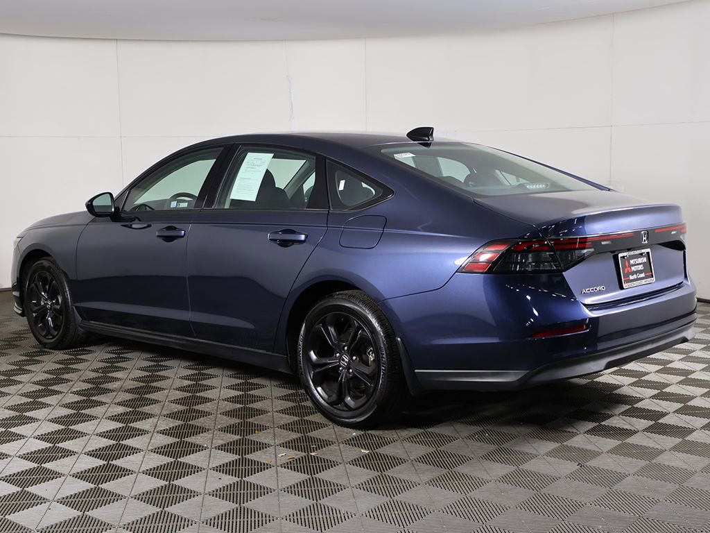 Used 2025 Honda Accord SE image 9