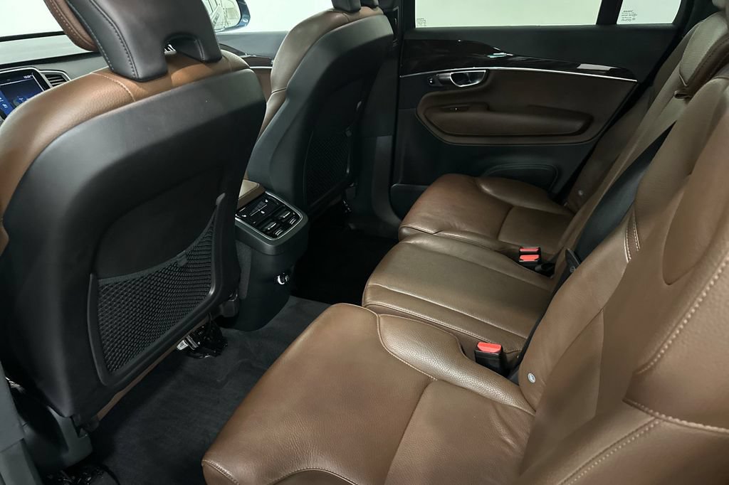 Used 2019 Volvo XC90 T6 Momentum w/ Protection Package Premier AWD/4WD image 13