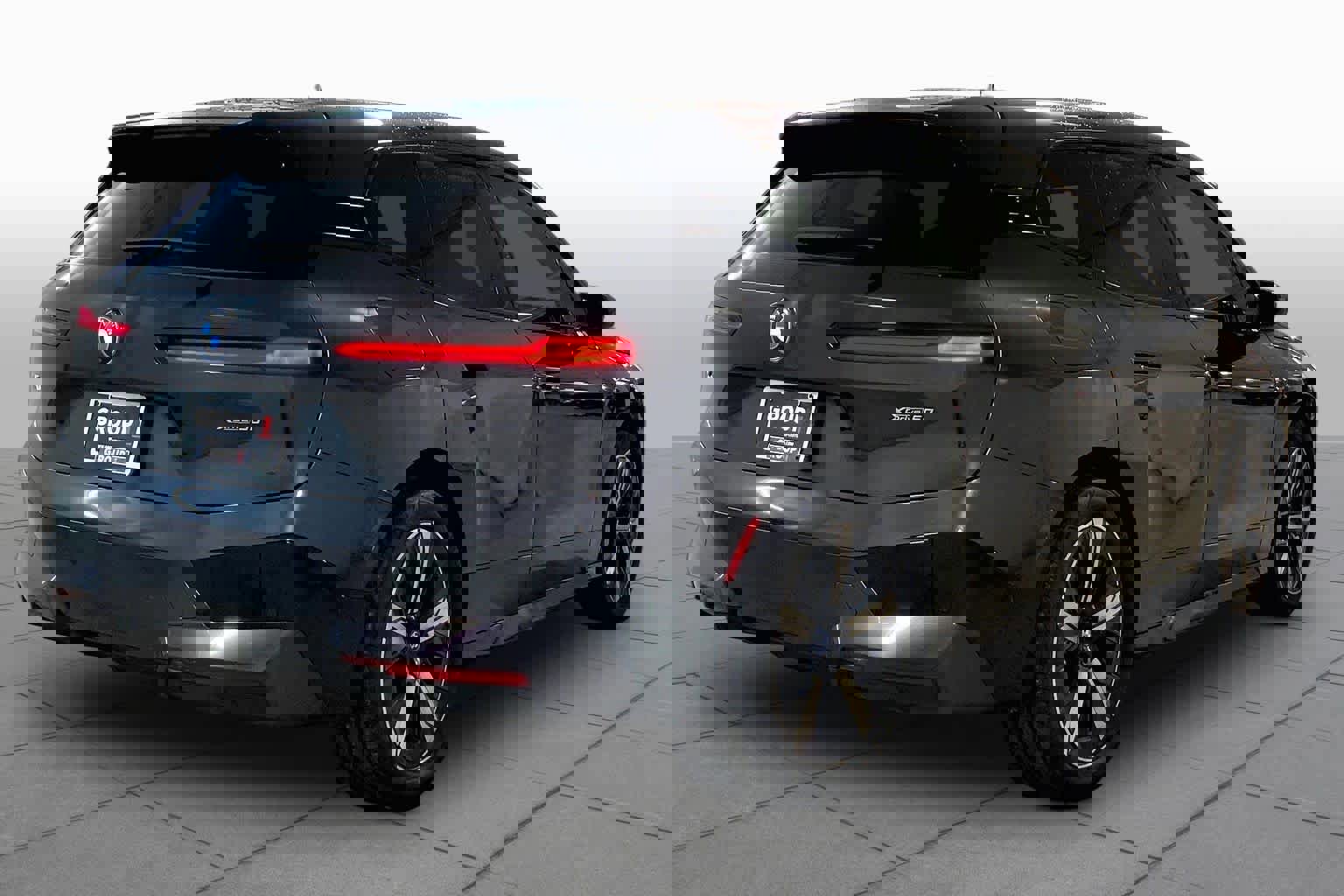 Certified 2023 BMW iX xDrive50 w/ Premium Package image 12