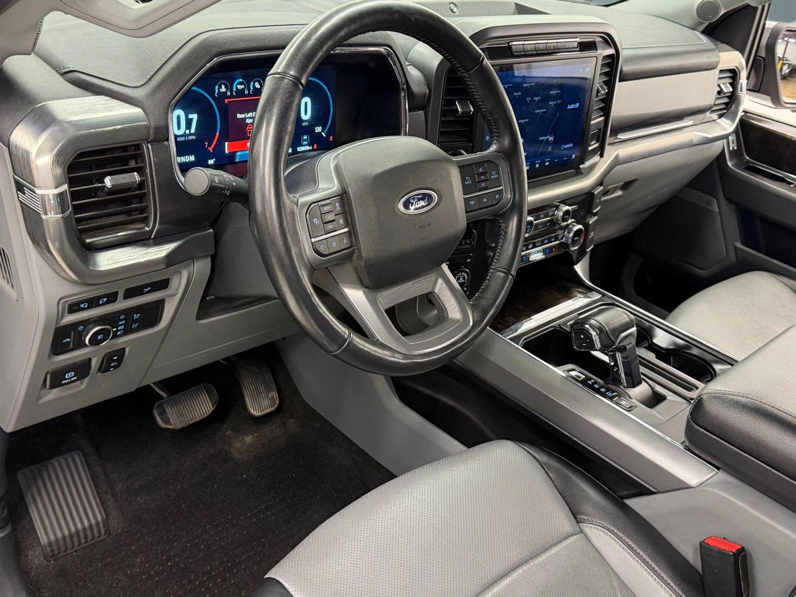 Used 2022 Ford F150 Lariat w/ Equipment Group 502A High AWD/4WD image 3