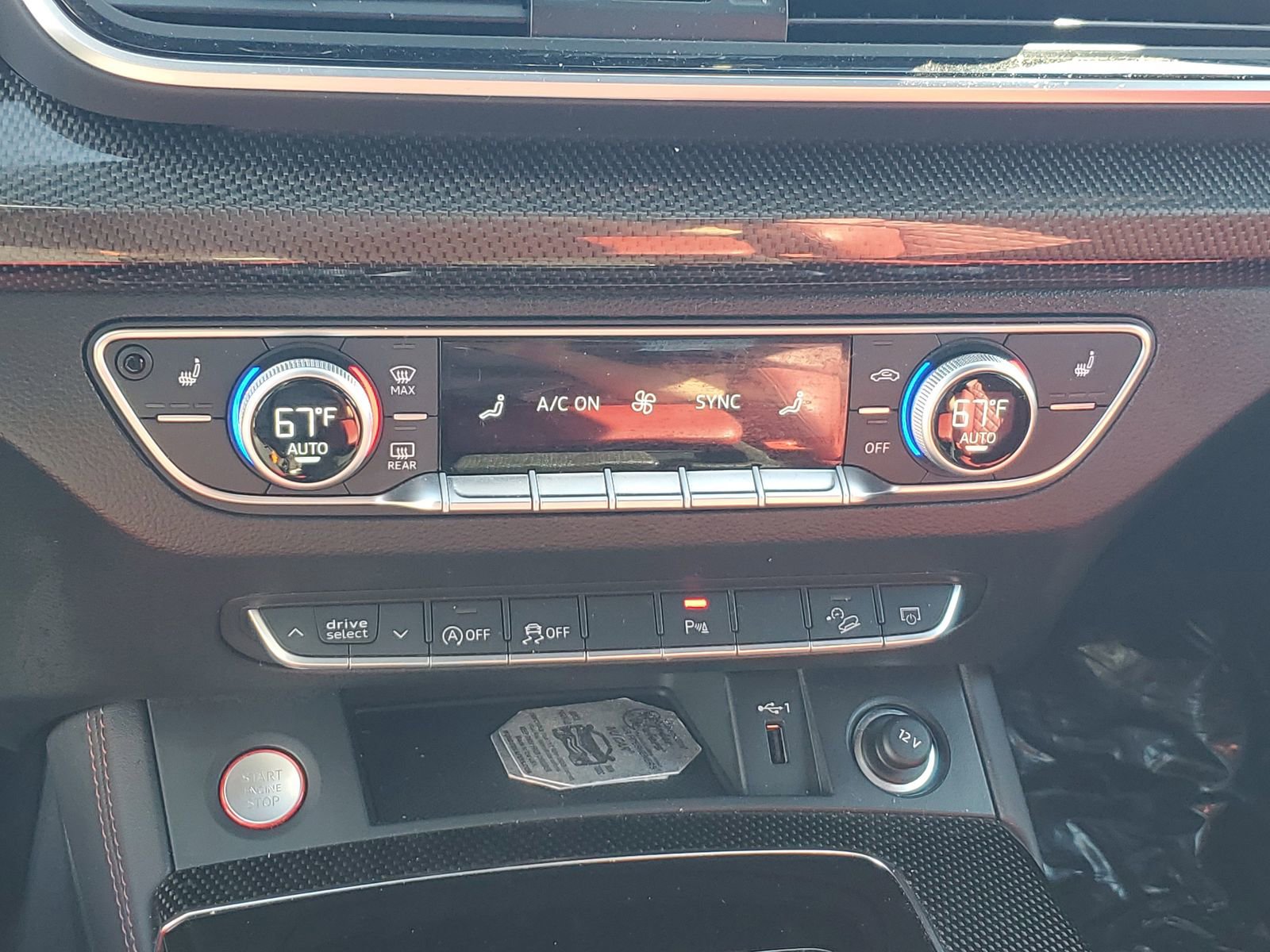 Used 2025 Audi SQ5 Premium Plus w/ Premium Plus Package image 29