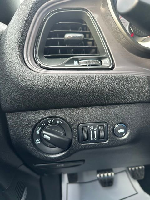 Used 2023 Dodge Challenger R/T w/ T/A Package image 48