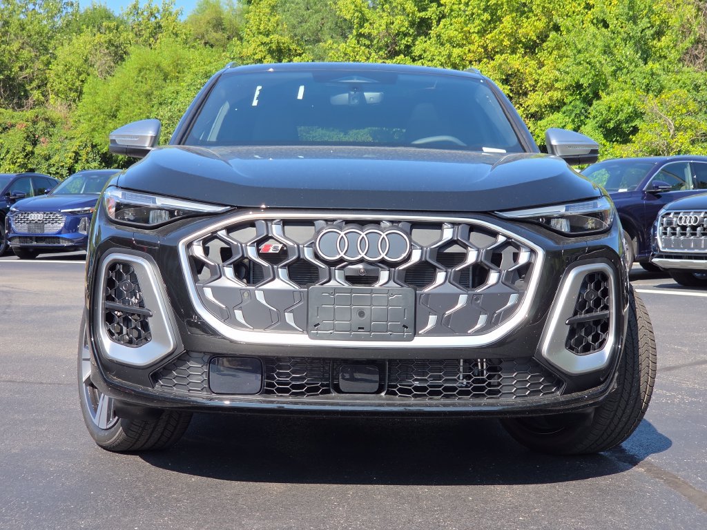 New 2026 Audi SQ5 Prestige AWD/4WD image 4