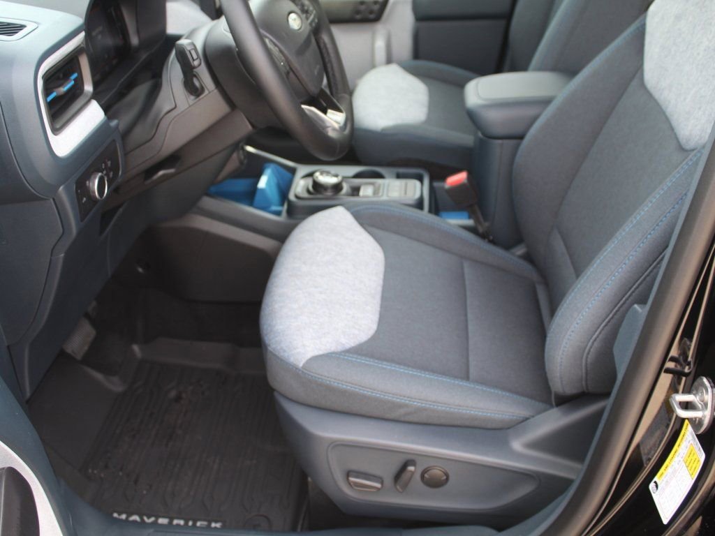 New 2026 Ford Maverick XLT w/ XLT Luxury Package image 4