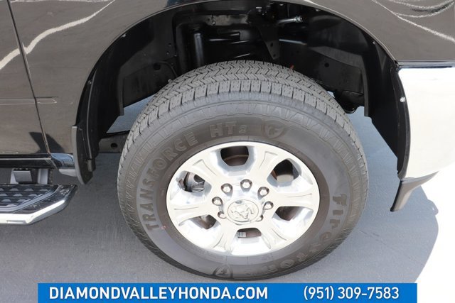 Used 2025 RAM 2500 Big Horn AWD/4WD image 33