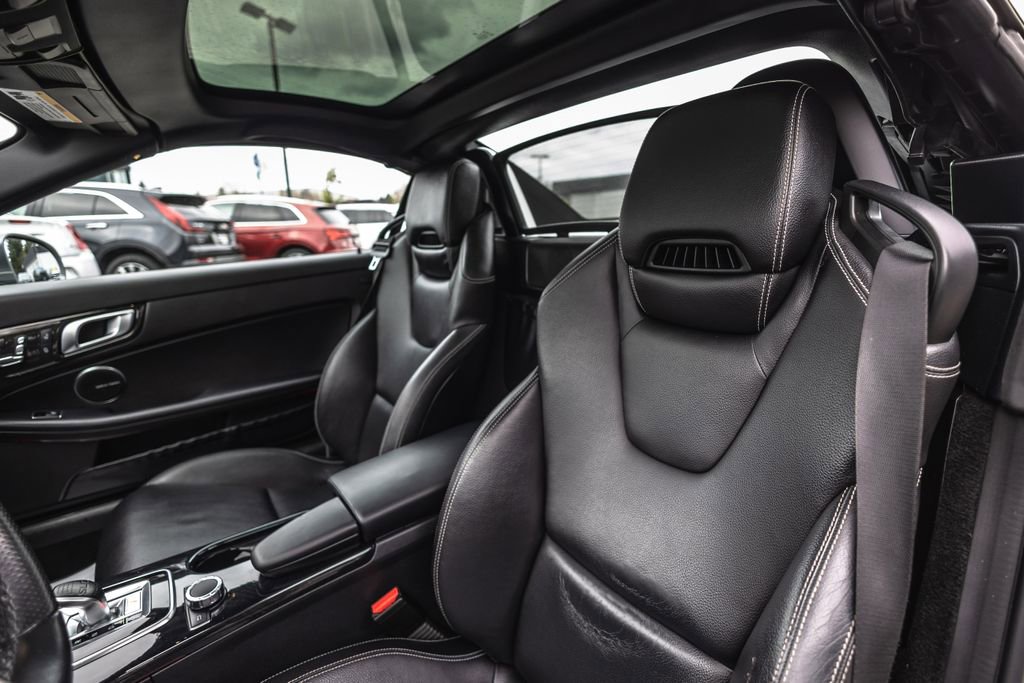 Used 2017 Mercedes-Benz SLC 300 image 24