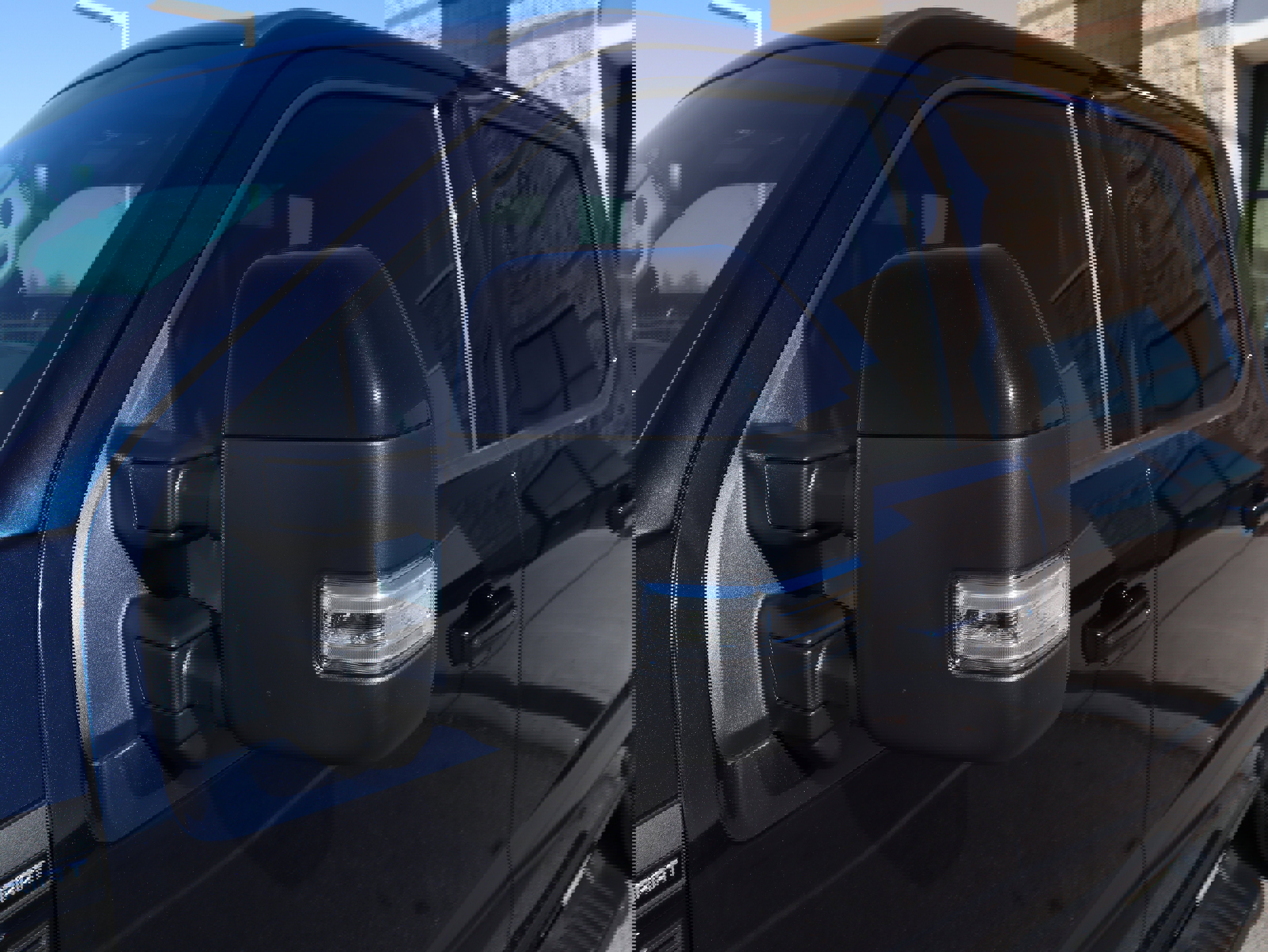 New 2025 Ford F250 Lariat w/ Black Appearance Package image 15