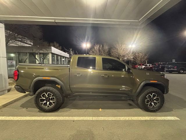 Used 2024 GMC Canyon AT4X image 11
