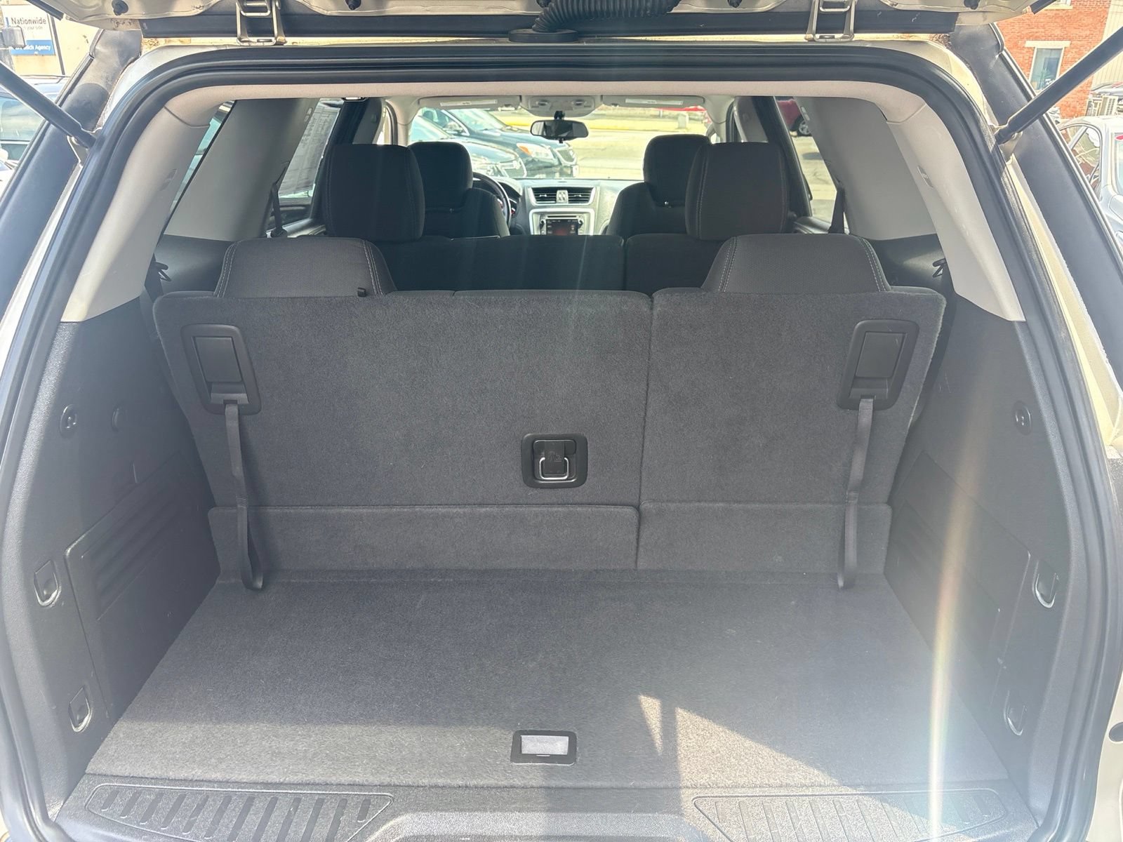 Used 2016 GMC Acadia SL FWD image 15
