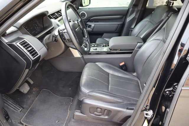 Used 2019 Land Rover Discovery HSE AWD/4WD image 17