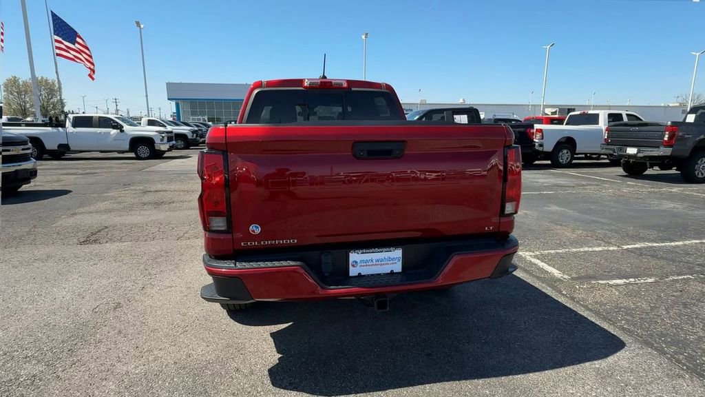 Used 2023 Chevrolet Colorado LT w/ LT Convenience Package image 7