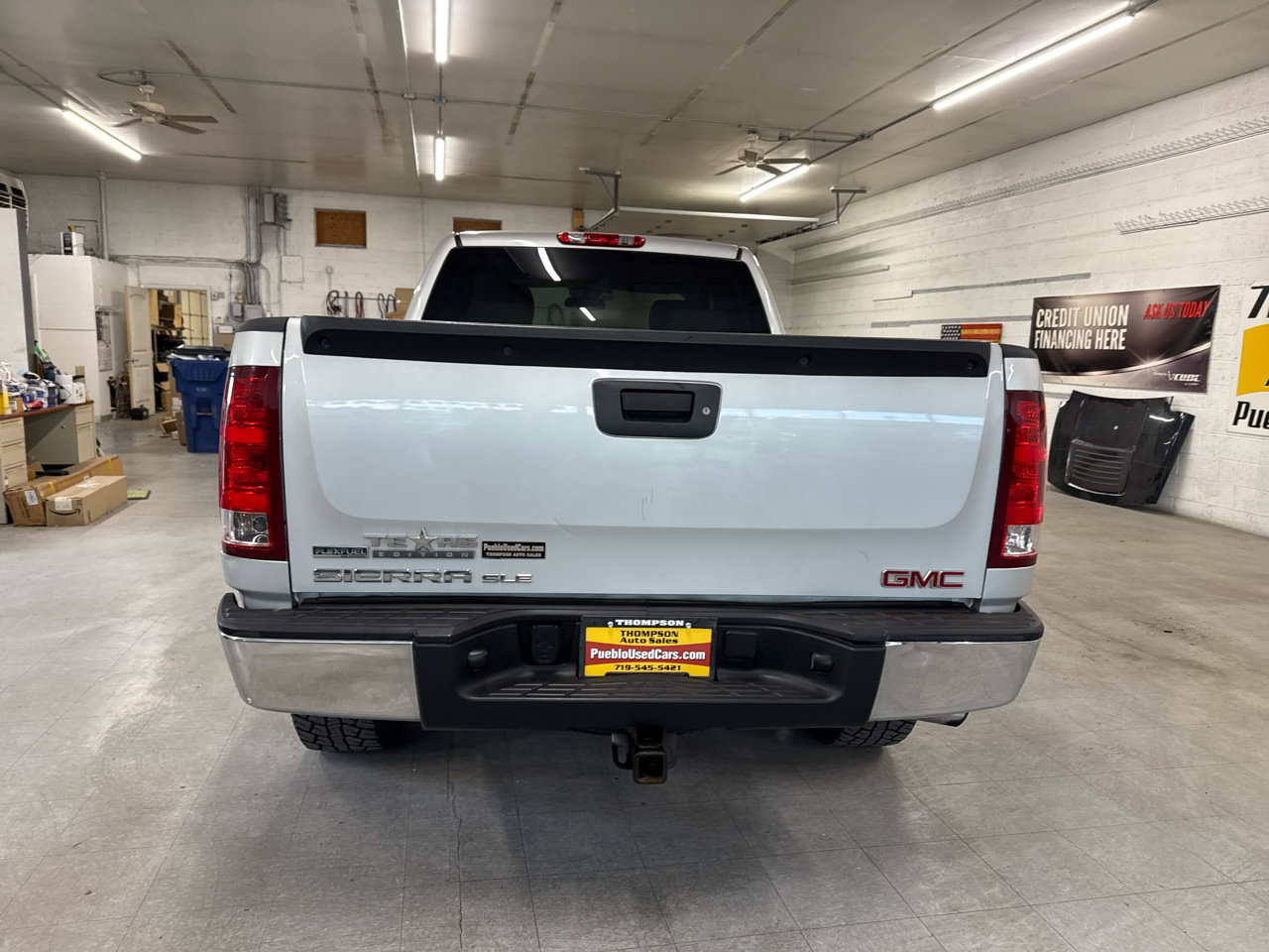 Used 2010 GMC Sierra 1500 SLE w/ Texas Edition image 3