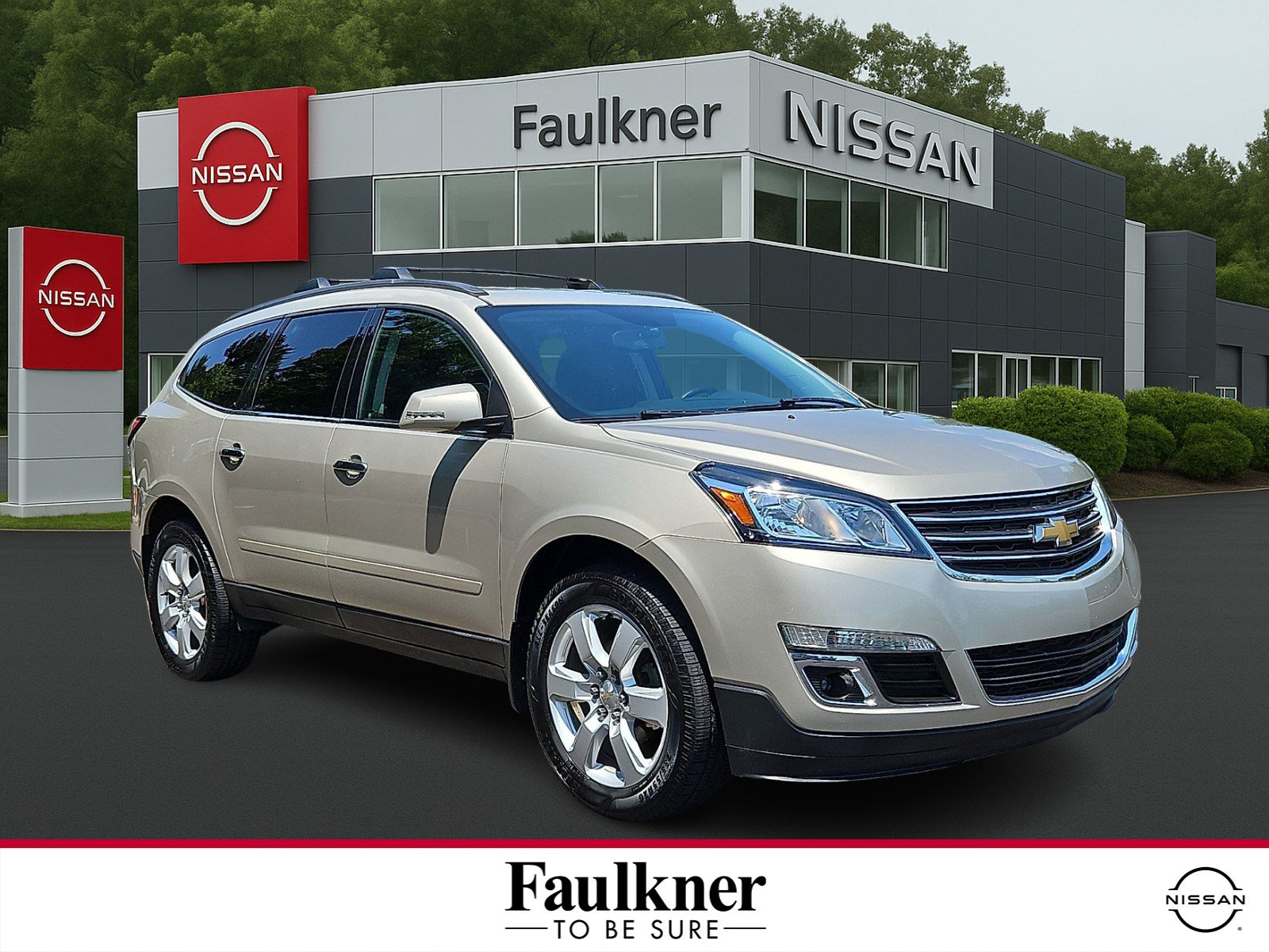 Used 2017 Chevrolet Traverse LT w/ Style and Technology Package