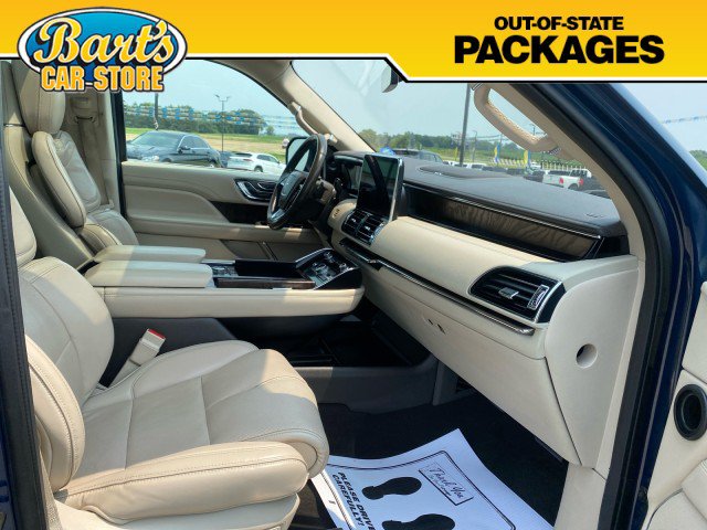 Used 2019 Lincoln Navigator Reserve AWD/4WD image 18