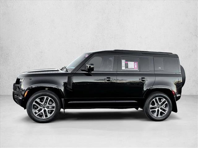 Used 2024 Land Rover Defender 110 X-Dynamic SE video 4