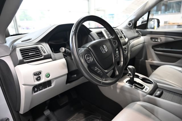 Used 2017 Honda Ridgeline RTL image 21