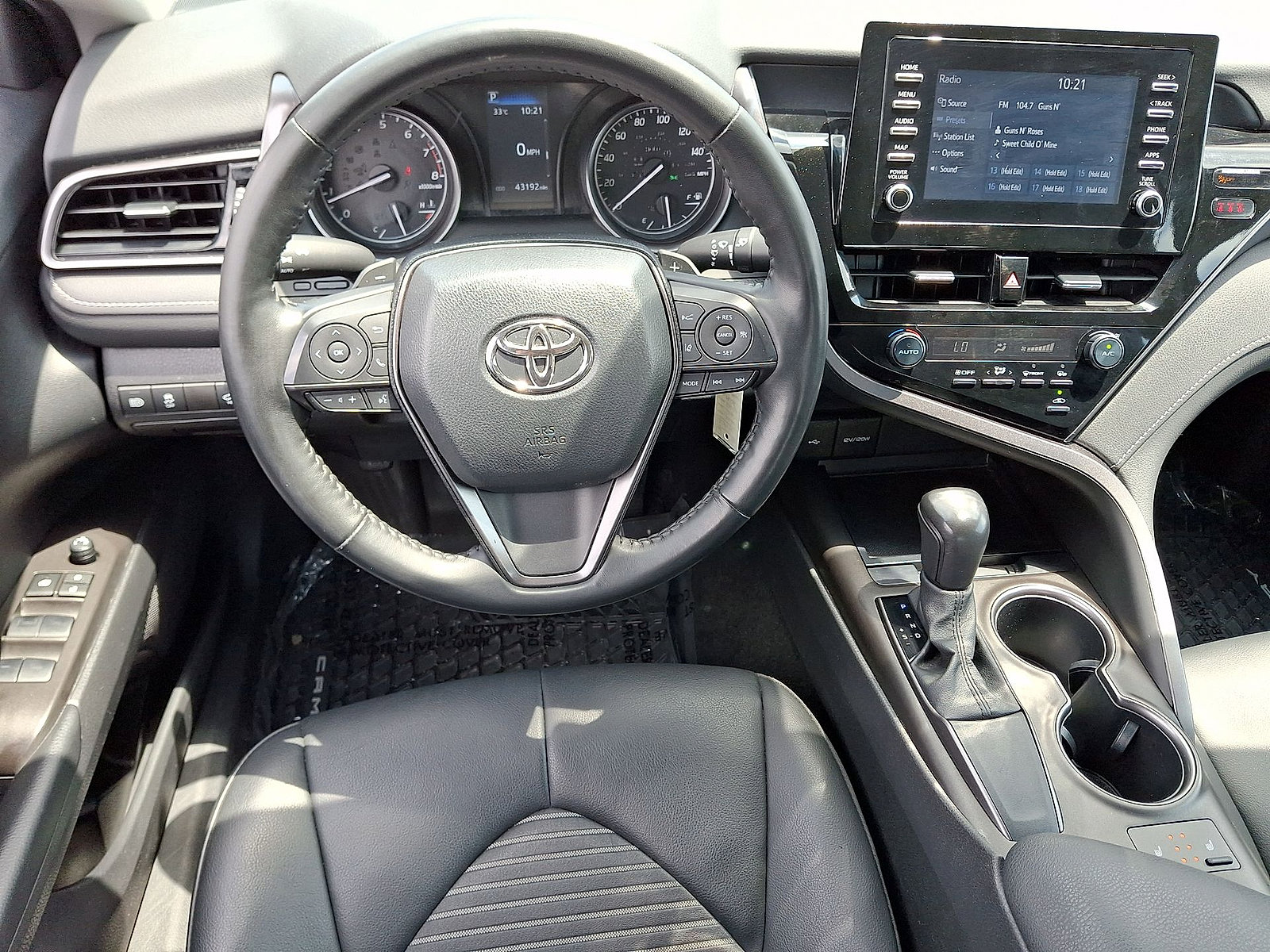 Used 2024 Toyota Camry SE FWD image 21