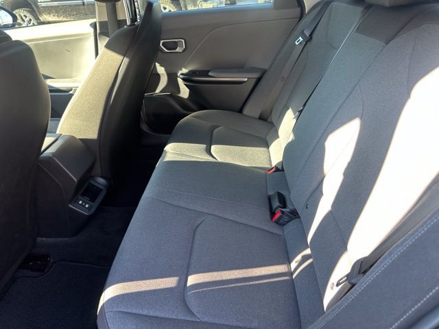 Used 2025 Kia K4 FWD image 11