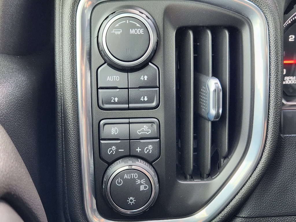 Used 2022 Chevrolet Silverado 1500 LT Trail Boss w/ Bed Protection Package image 22